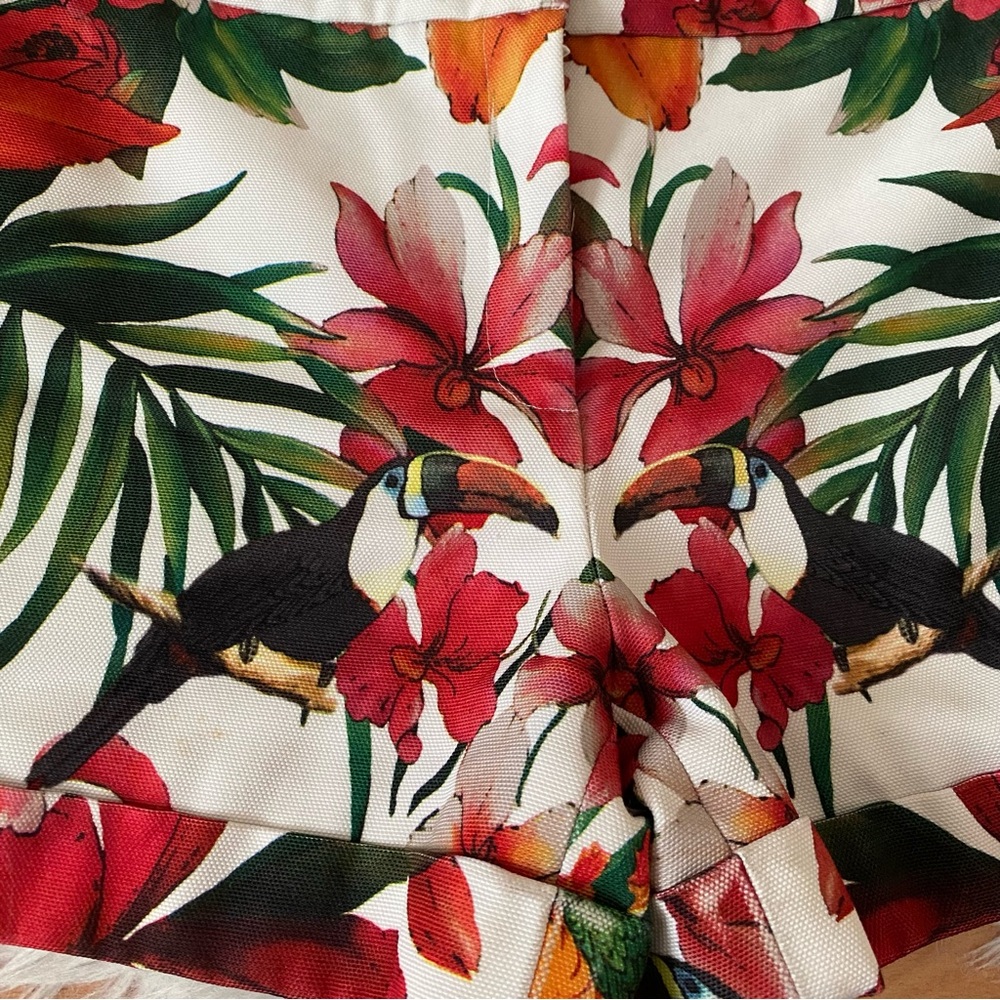 Ted Baker London Quellia Tucson Tropical Shorts - Picture 5 of 14